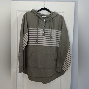 Maurices Women's L/XL Green Hoodie